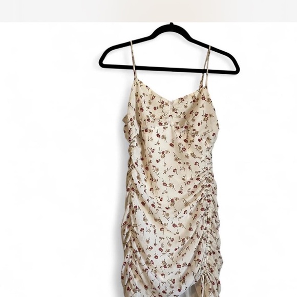 Cotton Candy White Floral Mini Dress‎ - Picture 7 of 8